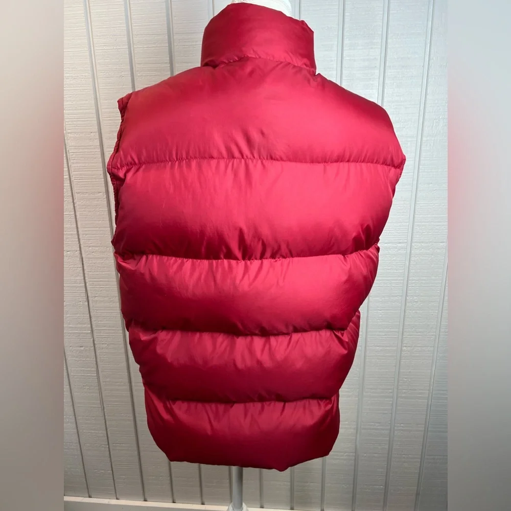 L.L. Bean Red Puffer Vest Size unknown measurement’s in photos - Picture 2 of 10